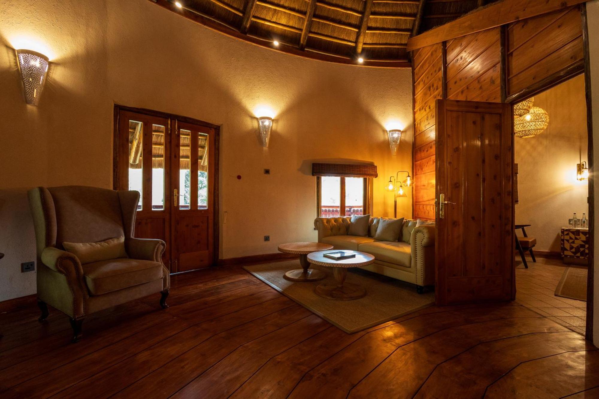 Speke Resort And Conference Center Kampala Dış mekan fotoğraf